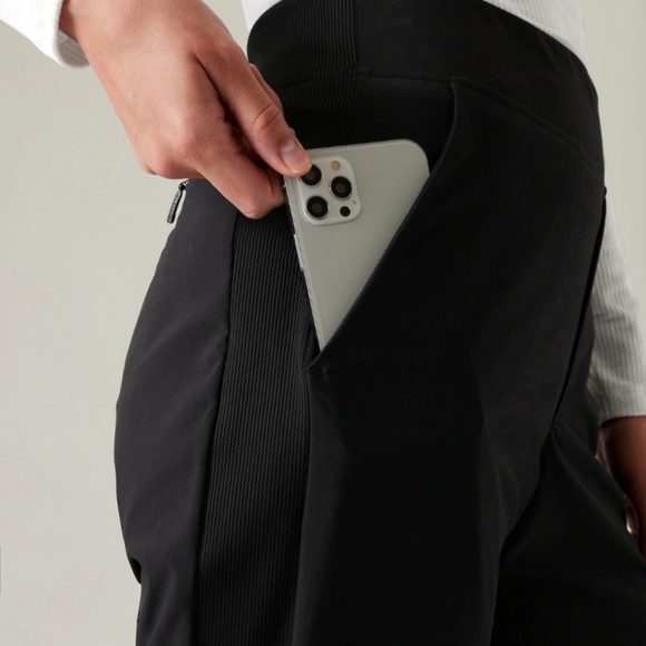 Athleta Brooklyn Ankle Pants in Black sz 14 - Picture 3 of 5